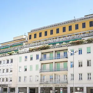Como City Home , Como Włochy
